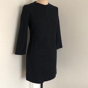 Gap | Never worn! W’s long sleeve dress